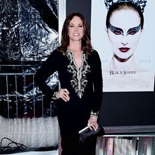 Barbara Hershey in New York Premiere of 'Black Swan' - Arrivals