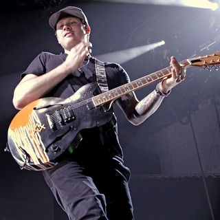 Blink-182 Performing Live - blink-182-performing-live-13