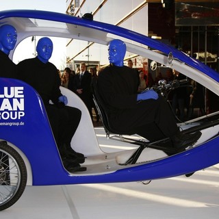 The Premiere of The Blue Man Group - blue-man-group-premiere-blue-man-group-01