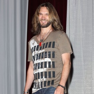 Bo Bice in The 4th Annual Country Weekly Fashion Show and Concert