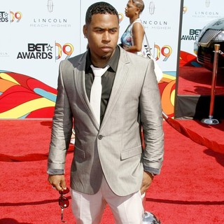 Bobby V in 2009 BET Awards - Arrivals