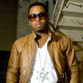 Bobby V in Backstage at The Chicago Theatre