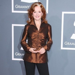 Bonnie Raitt in 54th Annual GRAMMY Awards - Arrivals