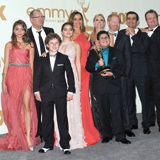 Sarah Hyland, Ed O'Neill, Nolan Gould, Ariel Winter, Sofia Vergara, Julie Bowen, Rico Rodriguez, Jesse Tyler Ferguson, Ty Burrell, Eric Stonestreet in The 63rd Primetime Emmy Awards - Press Room