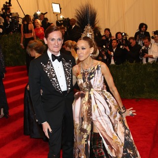 Sarah Jessica Parker in PUNK: Chaos to Couture Costume Institute Gala - bowles-parker-chaos-to-couture-costume-institute-gala-02