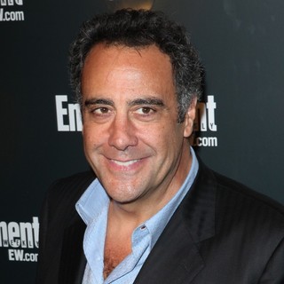 Brad Garrett in Entertainment Weekly and ABC TV Celebrate The New York Upfronts with A VIP Cocktail Party - Arrivals - brad-garrett-entertainment-weekly-and-abc-tv-celebrate-new-york-upfronts-01