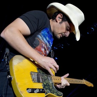 Brad Paisley Performing - brad-paisley-performing-10