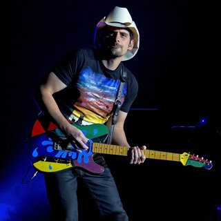 Brad Paisley Performing - brad-paisley-performing-13