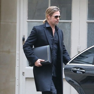 Brad Pitt Is Seen After Shopping in Paris