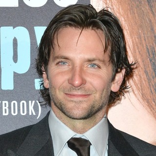 Bradley Cooper in Premiere of Happiness Therapy