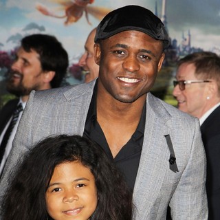 Wayne Brady, Maile Masako Brady in Oz: The Great and Powerful - Los Angeles Premiere - Arrivals