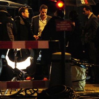 Kenneth Branagh in Shoot Scenes for Jack Ryan Movie on Location - branagh-pine-shoot-scenes-for-jack-ryan-01