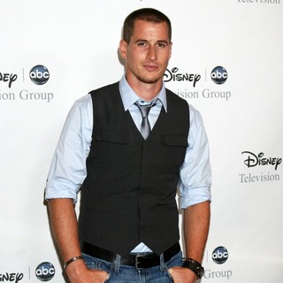 Brendan Fehr in The ABC TCA Summer 2008 Party Disney and ABC's TCA - All Star Party - brendan-fehr-abc-tca-summer-2008-party-disney-01