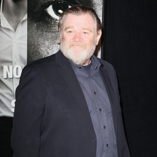 Brendan Gleeson in The Safe House Premiere - Arrivals - brendan-gleeson-premiere-safe-house-02