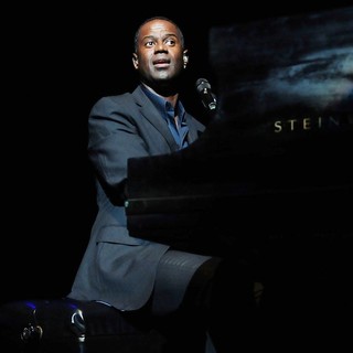Brian McKnight in Brian McKnight Performs During His Just Me Tour Presented by Hot 105