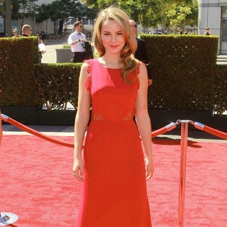 Bridgit Mendler in 2012 Creative Arts Emmy Awards - Arrivals