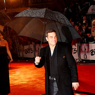 The BRIT Awards 2010 - 30th Anniversary - Arrivals