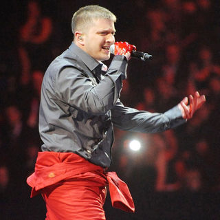 Plan B in The BRIT Awards 2011 - Inside