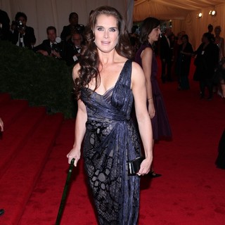 Brooke Shields in Schiaparelli and Prada Impossible Conversations Costume Institute Gala