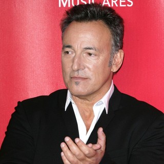 Bruce Springsteen in The 55th Annual GRAMMY Awards - MusiCares Person of The Year Honoring Bruce Springsteen - Arrivals