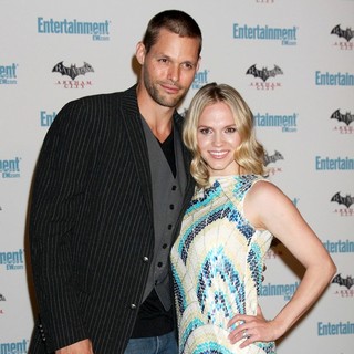 Justin Bruening, Alexa Havins in Comic Con 2011 Day 3 - Entertainment Weekly Party - Arrivals