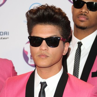 Bruno Mars in The MTV Europe Music Awards 2011 (EMAs) - Arrivals