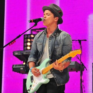 Bruno Mars in Radio First Big Weekend at Carlisle Airport