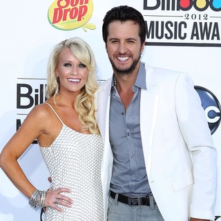 Caroline Bryan, Luke Bryan in 2012 Billboard Music Awards - Arrivals