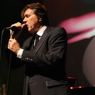Bryan Ferry Performing Live at O2 Shepherd's Bush Empire - bryan-ferry-performing-live-11