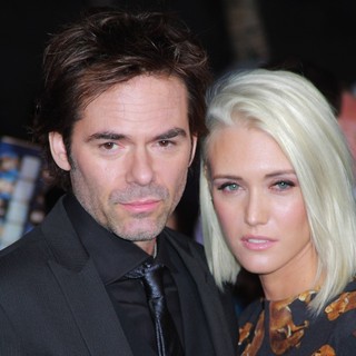 Billy Burke in The Premiere of The Twilight Saga's Breaking Dawn Part II - burke-rose-premiere-breaking-dawn-2-01