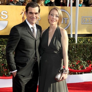 Ty Burrell, Holly Burrell in 19th Annual Screen Actors Guild Awards - Arrivals