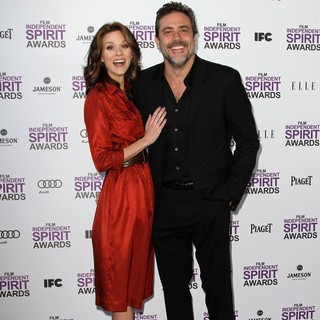 Hilarie Burton, Jeffrey Dean Morgan in 27th Annual Independent Spirit Awards - Arrivals