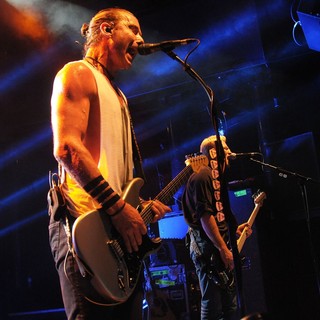 Gavin Rossdale, Corey Britz, Bush in Bush Perform Live