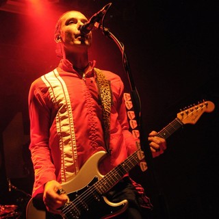 Gavin Rossdale, Bush in Bush Perform Live