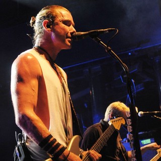 Gavin Rossdale, Corey Britz, Bush in Bush Perform Live