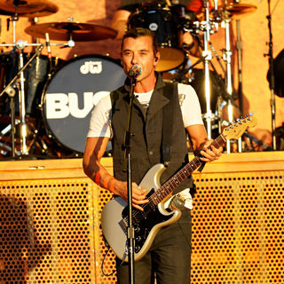 Gavin Rossdale, Bush in Bush Performing at The 'Epicenter Twenty Ten' Event