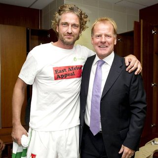 Gerard Butler, Murdo MacLeod in The John Kennedy Testimonial Match Between Celtic and Manchester United