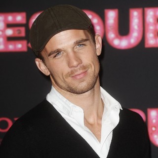 Cam Gigandet in Burlesque Photocall