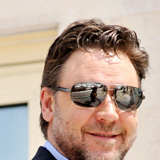 Russell Crowe in The 2010 Cannes Film Festival - Day 1