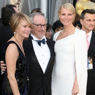 Kate Capshaw, Steven Spielberg, Gwyneth Paltrow in 84th Annual Academy Awards - Arrivals