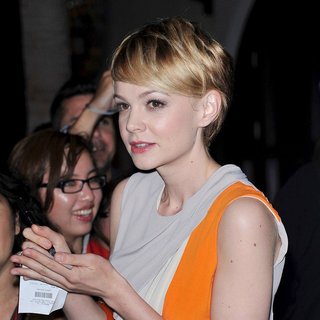 Carey Mulligan in Comic Con 2011 - Day 1 - Evening Party - Arrivals