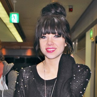 Carly Rae Jepsen in Carly Rae Jepsen Arrives in Tokyo