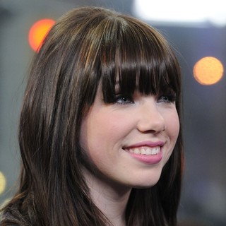 Carly Rae Jepsen in Carly Rae Jepsen Visits Much Music's New.Music.Live Show