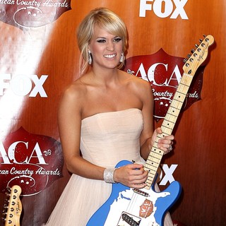 Carrie Underwood in 2011 American Country Awards - Press Room