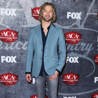 Casey James