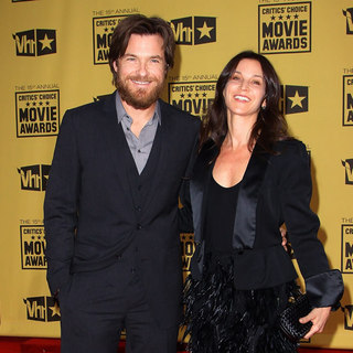 Jason Bateman, Amanda Anka in 15th Annual Critics' Choice Movie Awards