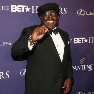 Cedric the Entertainer in BET Honors 2013: Red Carpet Presented by Pantene - Arrivals
