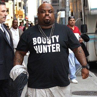 Cee-Lo in Celebrities Arrive at The Ed Sullivan Theater to Appear on The Late Show with David Letterman - cee-lo-late-show-with-david-letterman-03