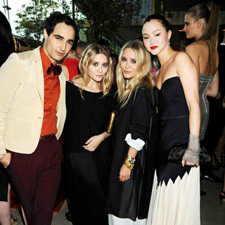 Zac Posen, Mary-Kate Olsen, Ashley Olsen, Devon Aoki in 2010 CFDA Fashion Awards - Arrivals