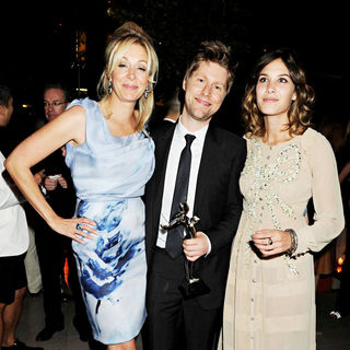 Nadja Swarovski, Christopher Bailey, Alexa Chung in 2010 CFDA Fashion Awards - Arrivals